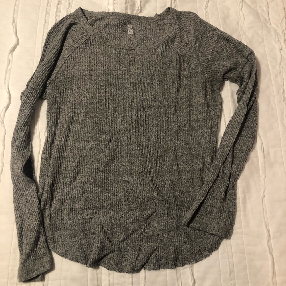 Gray long sleeve thermal t-shirt